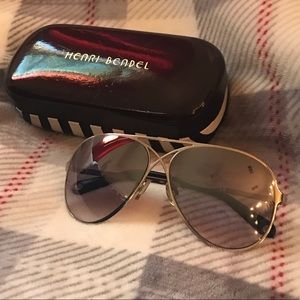 Henri Bendel aviation sunglasses